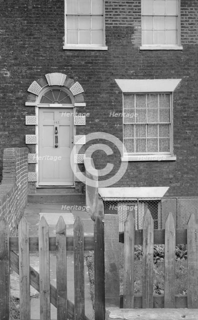 143 Kennington Lane, Lambeth, London, c1945-1980. Artist: Eric de Maré