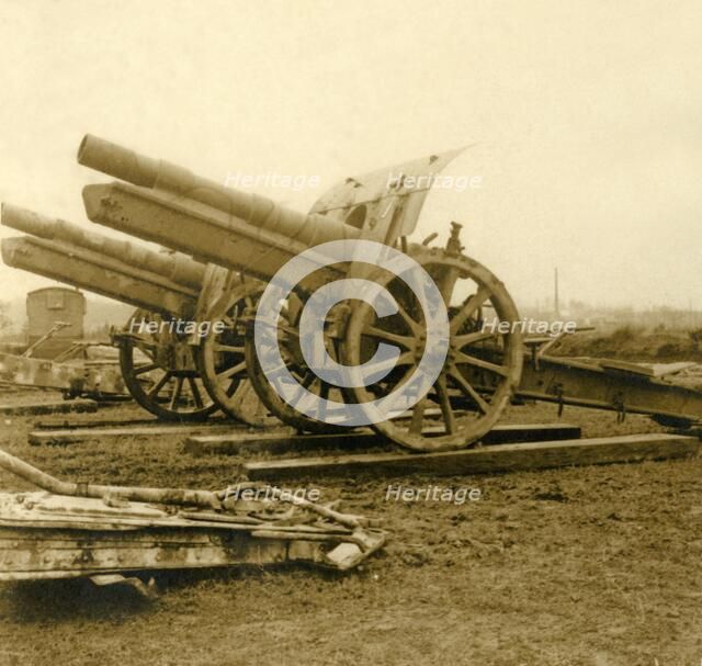 155 guns, c1914-c1918. Artist: Unknown.