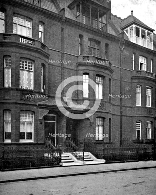16, Tite Street, Chelsea, London, 1906.  Creator: Unknown.