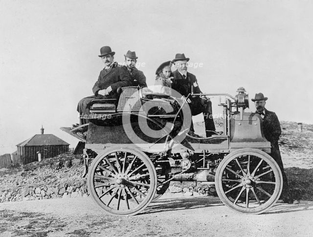 1896 Daimler, Hon. Evelyn Ellis with his daughter and J.S. Critchley, Daimler works manager. Creator: Unknown.