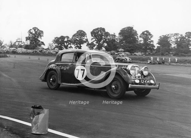 1946 Jaguar MKIV 3.5 litre, 8 Clubs meeting Silverstone. Reg GZ4345. Creator: Unknown.