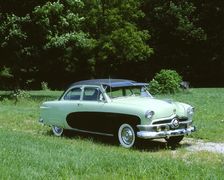1951 Ford Crestliner