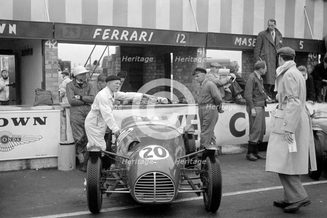 1951 Killeen - MG, D.Pitt in pits at Silverstone during British GP meeting. Creator: Unknown.