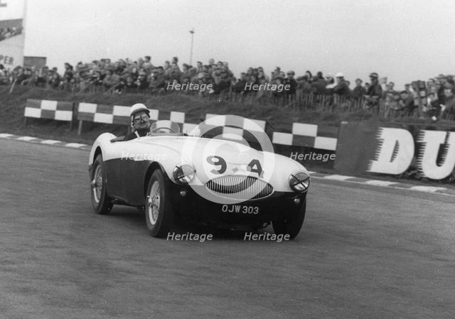 1955 Austin - Healey 100S, driven by Crabbe at Brands Hatch. Creator: Unknown.