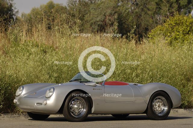 1956 Porsche Spyder - James Dean replica. Artist: Simon Clay.