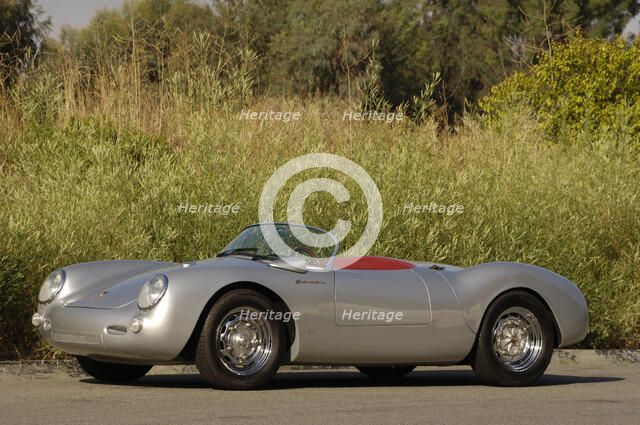 1956 Porsche Spyder - James Dean replica. Artist: Simon Clay.