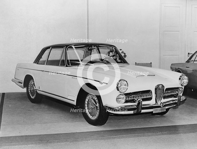 1959 Alfa Romeo 2000 Vignale. Creator: Unknown.