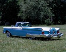 1959 Ford Skyliner