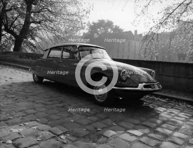 1961 Citroën ID 19, (c1961?). Artist: Unknown