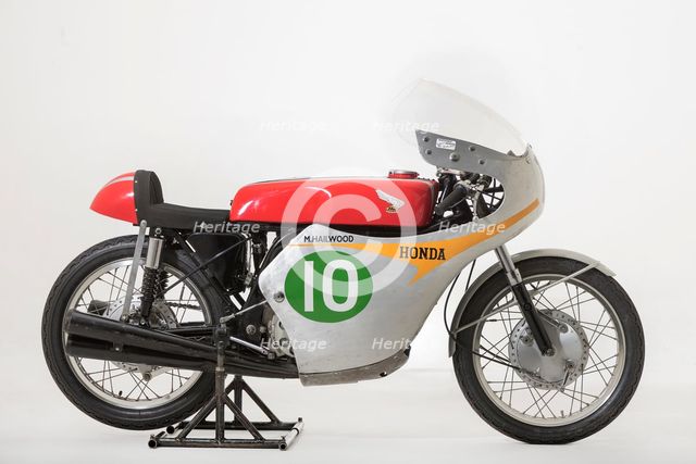 1961 Honda RC162, Mike Hailwood. Creator: Unknown.