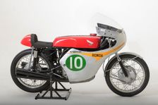 1961 Honda RC162, Mike Hailwood. Creator: Unknown