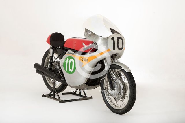 1961 Honda RC162, Mike Hailwood. Creator: Unknown.