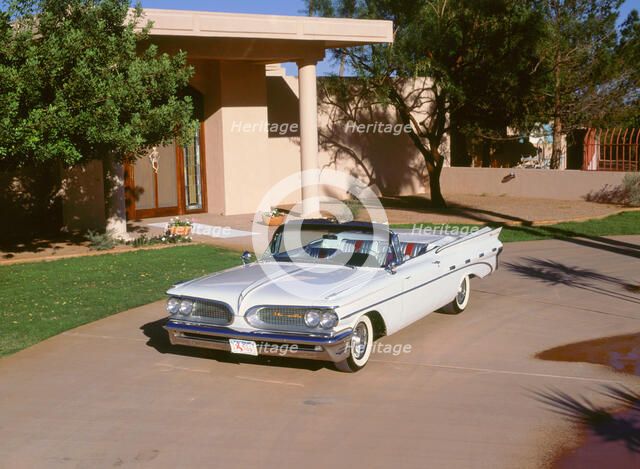 1961 Pontiac Bonneville. Artist: Unknown.