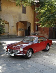 1962 Ferrari 250 GTE 2+2