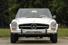 1966 Mercedes Benz 230 SL
