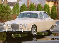 1967 Jaguar 420