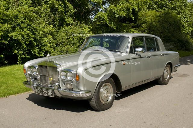 1968 Rolls Royce Silver Shadow Artist: Unknown.