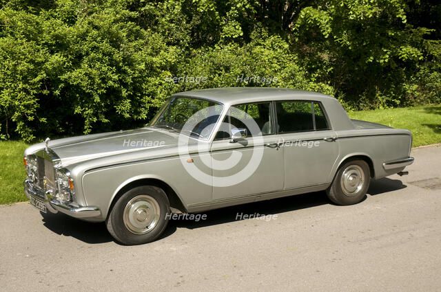 1968 Rolls Royce Silver Shadow Artist: Unknown.