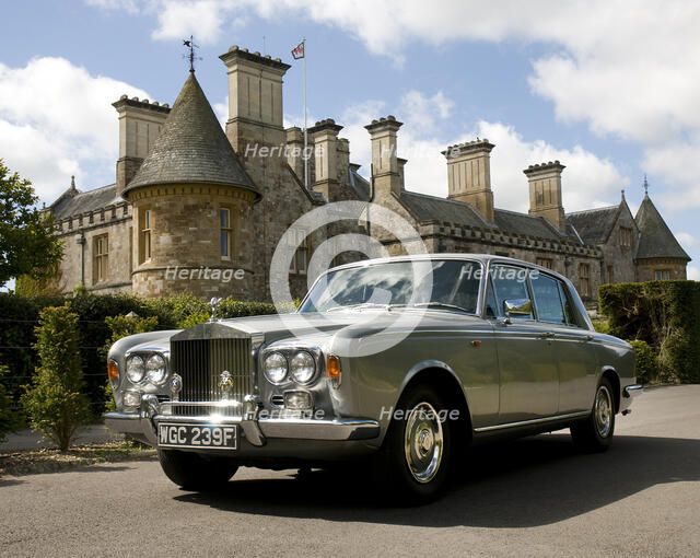 1968 Rolls Royce Silver Shadow Artist: Unknown.