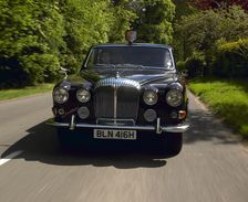 1970 Daimler Vanden Plas DS 420 limousine. Ex Queen Mother