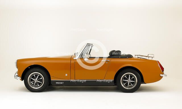 1975 MG Midget Artist: Unknown.