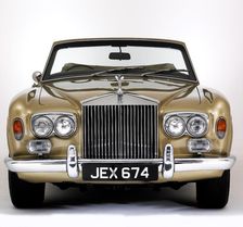 1975 Rolls Royce Corniche convertible