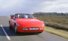 1990 Porsche 944 cabriolet driving along