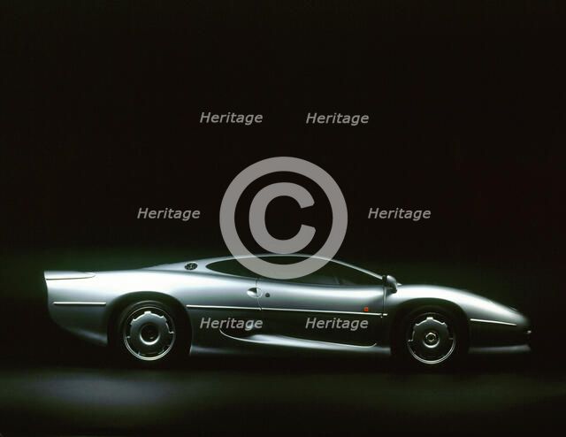 1993 Jaguar XJ220 . Artist: Unknown.
