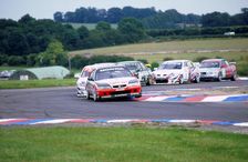 1998 Touring Cars, Thruxton.Honda Accord.J.Thompson leads