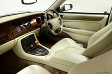 1999 Jaguar XK8 coupe