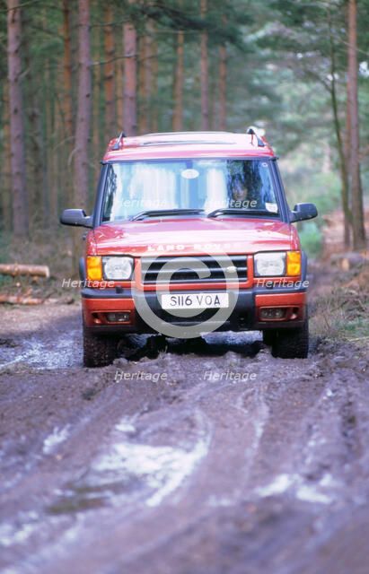 1999 Landrover Discovery. Artist: Unknown.