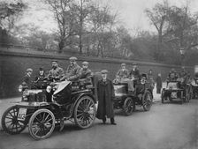1900 Thousand Mile Trial, Daimlers. Creator: Unknown