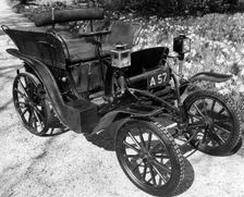 1901 Clement Panhard Stirling dogcart. Creator: Unknown