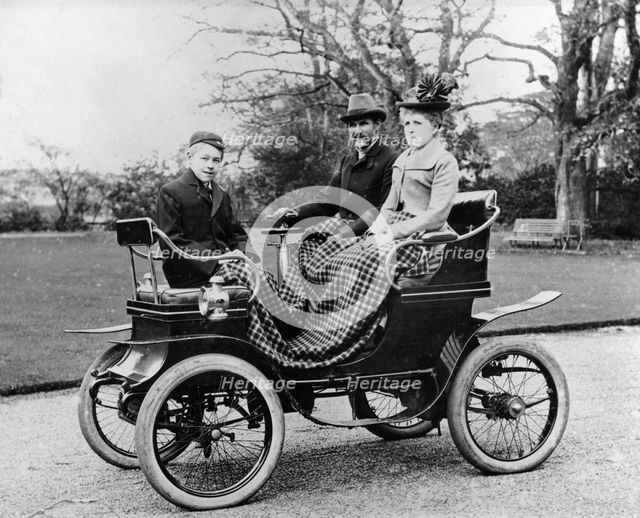 1901 De Dion Bouton voiturette vis a vis. Creator: Unknown.