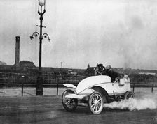 1902 Serpollet Easter Egg steam car at Bexhill. Creator: Unknown