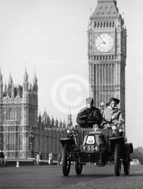 1903 De Dion on the London to Brighton Run with Big Ben behind, London. Artist: Unknown