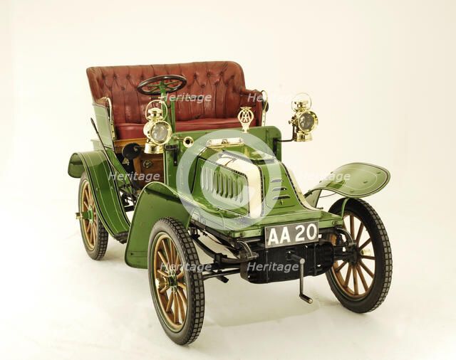 1903 De Dion Bouton Model Q Artist: Unknown.