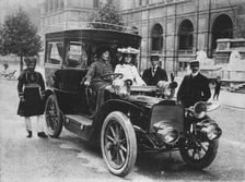 1903 Mors Pullman owned by the Marquis of Anglesey. Creator: Unknown
