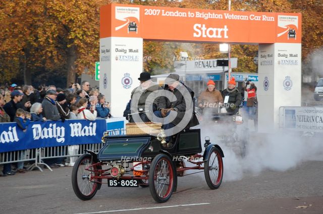 1903 Stanley Steamer on the 2007 London to Brighton run. Creator: Unknown.