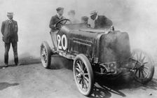 1904 Darracq driven by Duray. Creator: Unknown