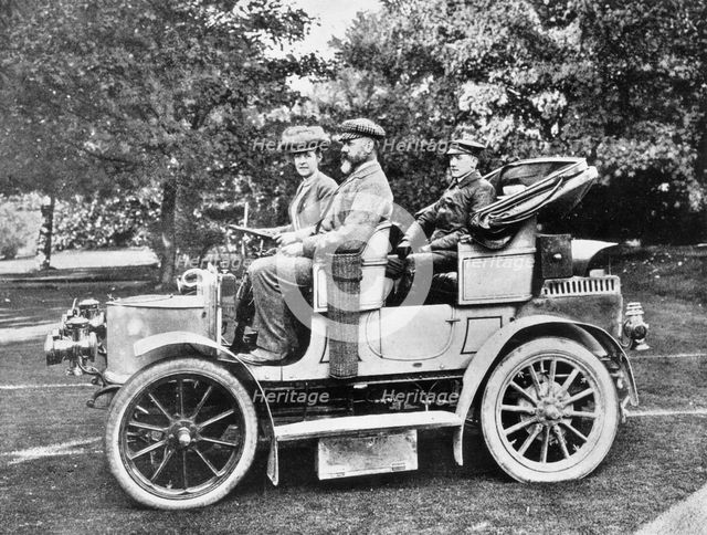 1904 Gardner-Serpollet steam car. Creator: Unknown.