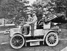 1904 Gardner-Serpollet steam car. Creator: Unknown