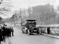 1905 Wolseley 20hp 2 ton bus. Creator: Unknown