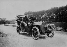 1905 Aries 30hp. Creator: Unknown