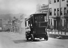 1905 Clarkson steam bus in Lymington High Street. Creator: Unknown