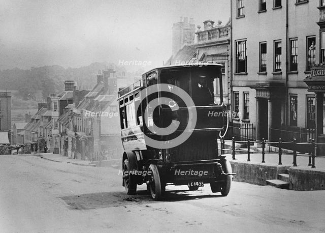 1905 Clarkson steam bus in Lymington High Street. Creator: Unknown.