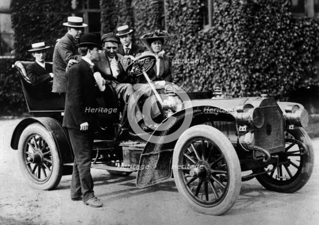 1905 Peerless type 10 with Barney Oldfield. Creator: Unknown.