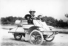 1905 Rexette 5 hp tricar, (c1905?)