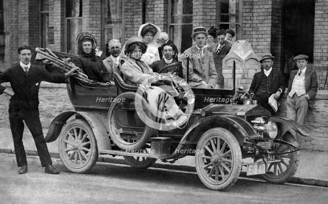 1906 Alldays & Onions Artist: Unknown.