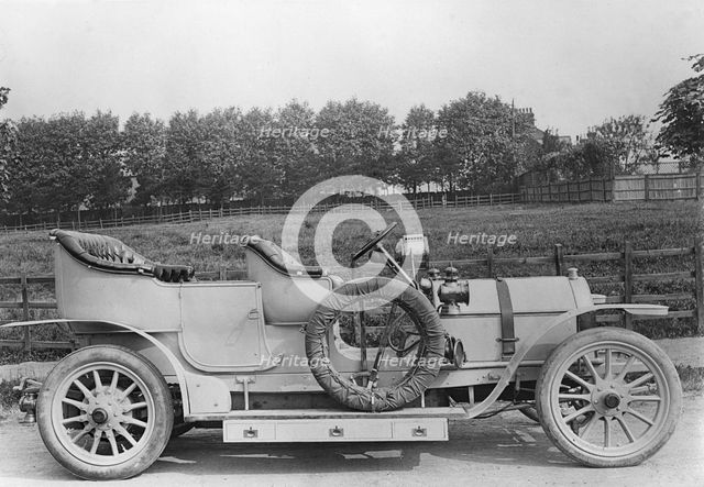 1909 Nagant - Hobson. Creator: Unknown.